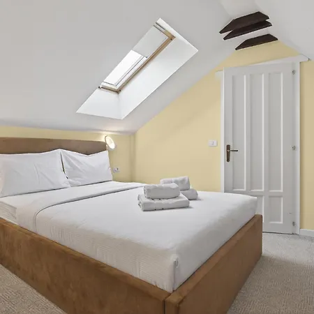 Hotel Schloss Haus Boutique Brasov